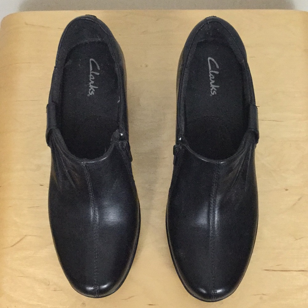 Clarks Black Leather Booties - Euc - image 6